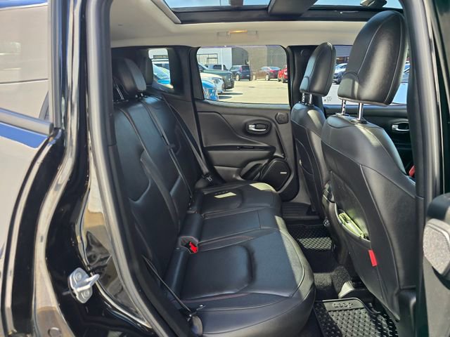 Used 2020 Jeep Renegade Trailhawk w/ Premium Leather Group AWD/4WD image 15