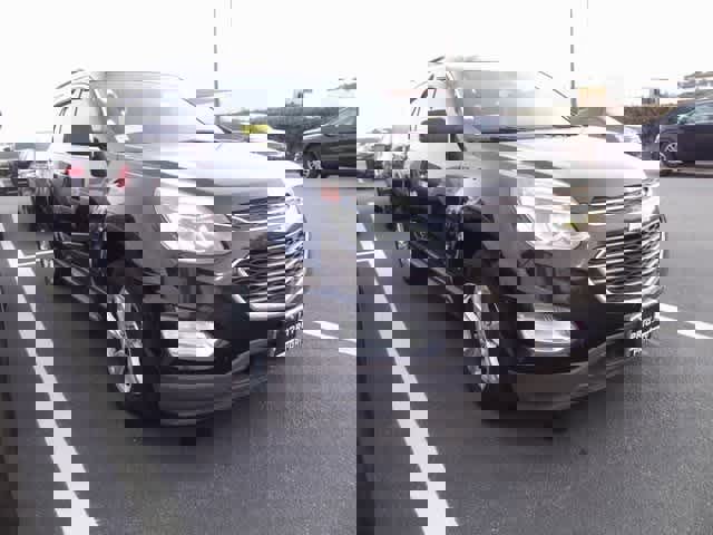 Used 2017 Chevrolet Equinox LT image 3