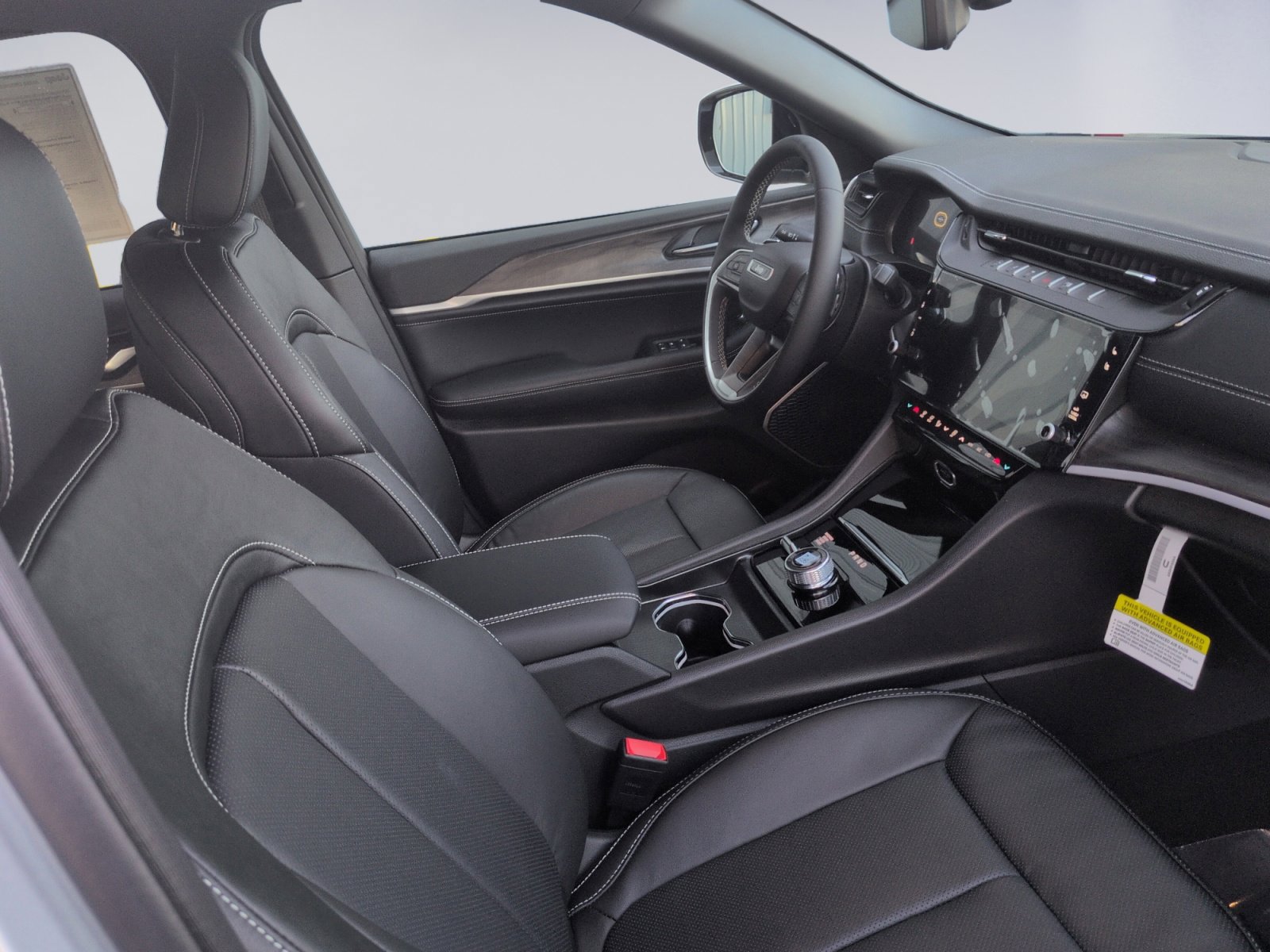 New 2026 Jeep Grand Cherokee Limited Reserve image 15
