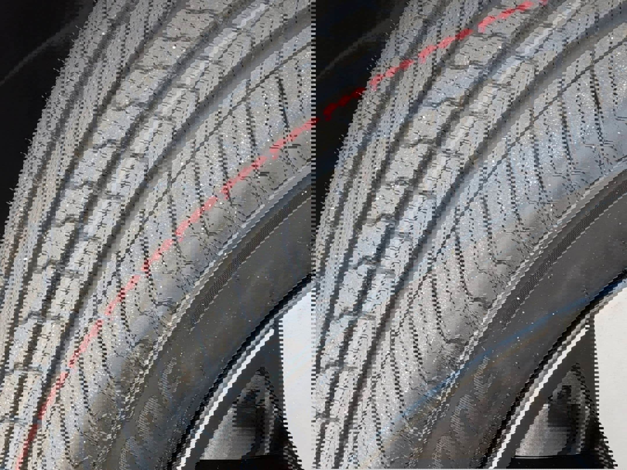 Used 2024 Volkswagen Atlas SEL Premium R-Line image 11