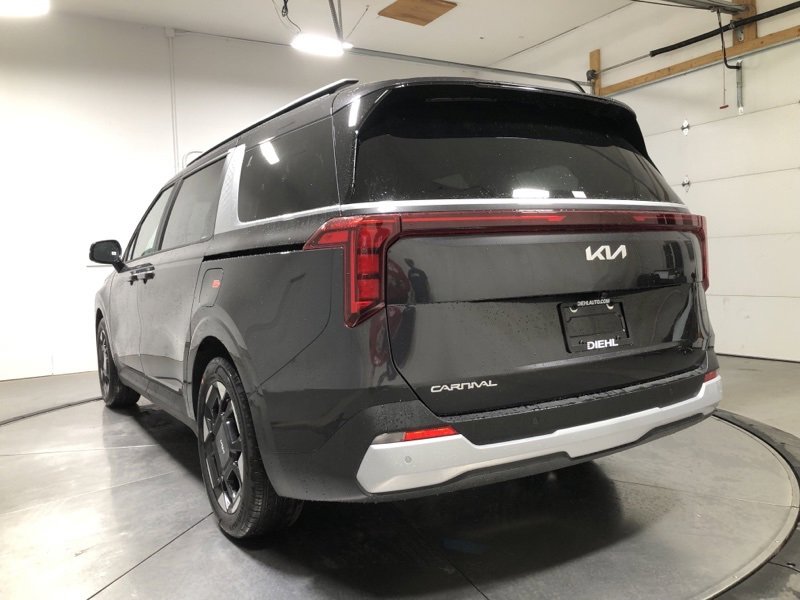 New 2026 Kia Carnival EX image 6