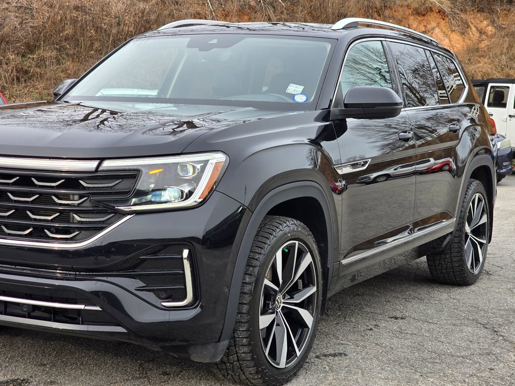 Used 2024 Volkswagen Atlas SEL Premium R-Line image 52