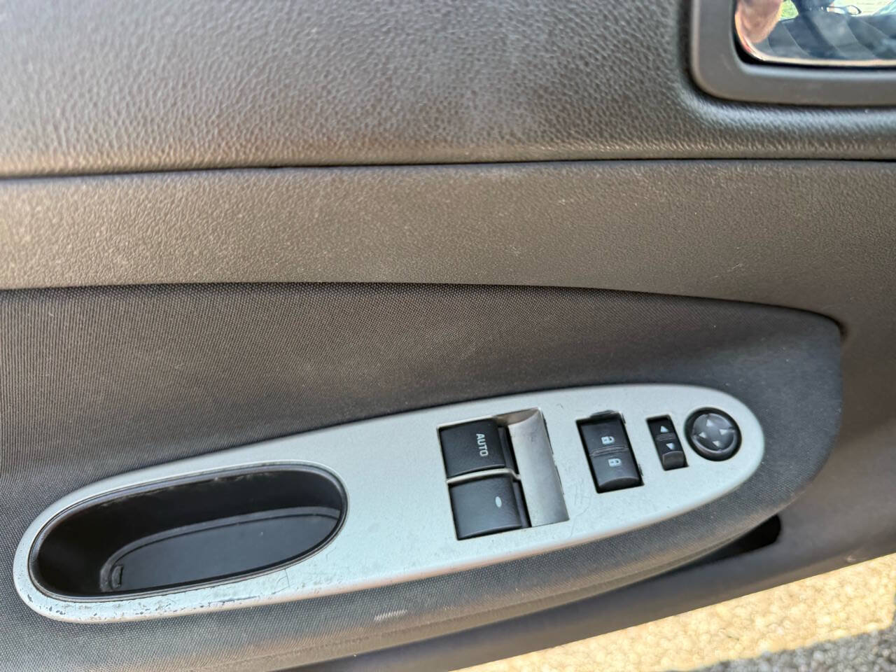 Used 2008 Chevrolet Cobalt LT w/ Revolution Edition Package FWD image 19