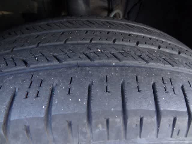 Used 2023 Toyota RAV4 LE AWD/4WD image 14