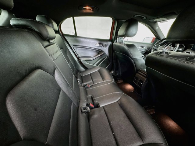 Used 2018 Mercedes-Benz GLA 250 w/ Premium Package image 22