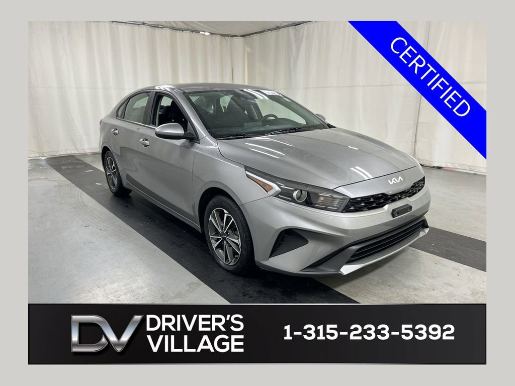 Certified 2023 Kia Forte LXS FWD image 1