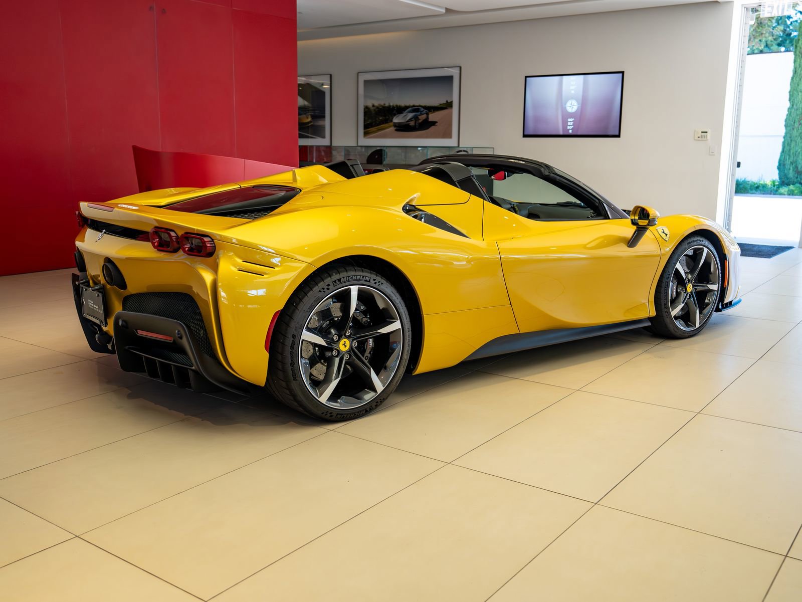 Certified 2023 Ferrari SF90 Spider AWD/4WD image 6