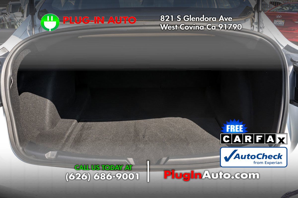 Used 2019 Tesla Model 3 Standard Range Plus image 11