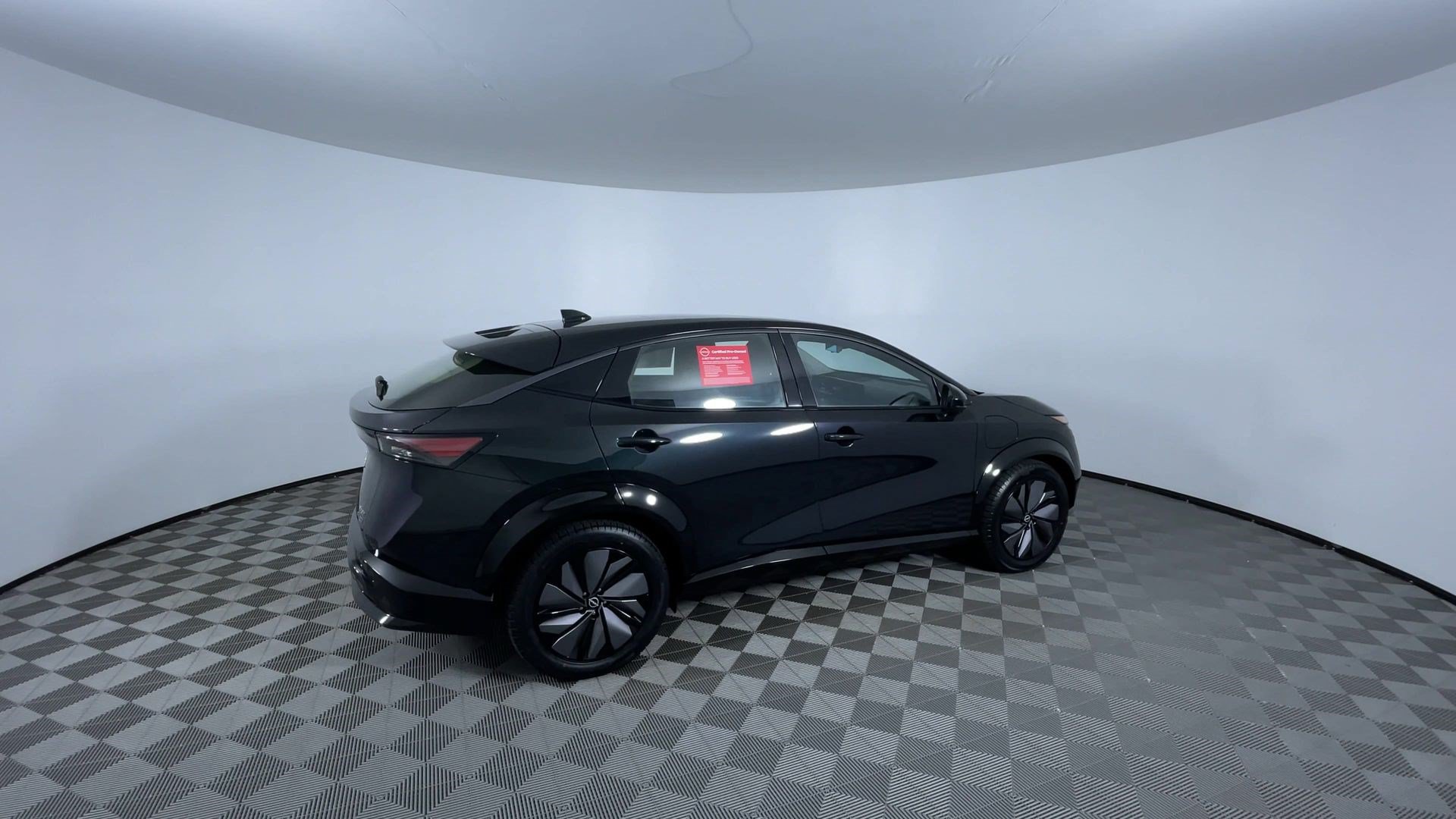 Certified 2024 Nissan Ariya AWD image 9