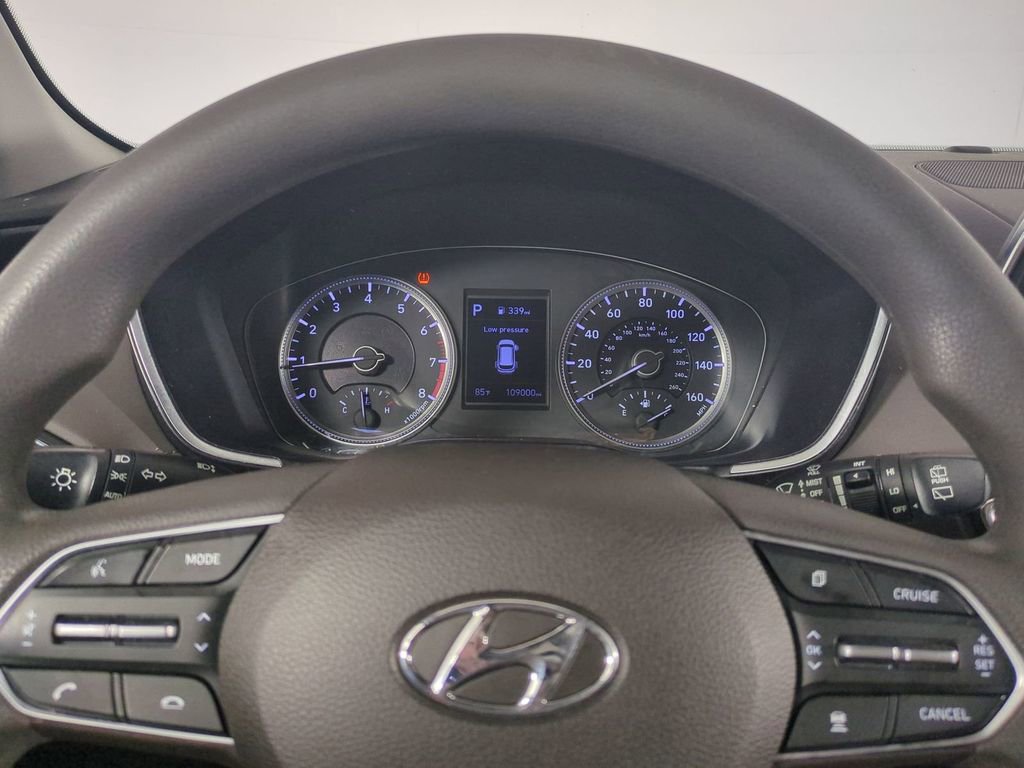 Used 2019 Hyundai Santa Fe SE image 32