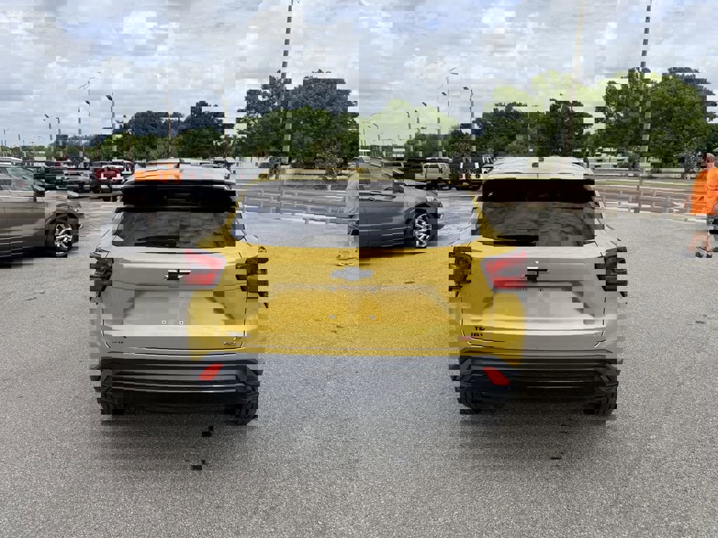 Certified 2024 Chevrolet Trax RS image 6