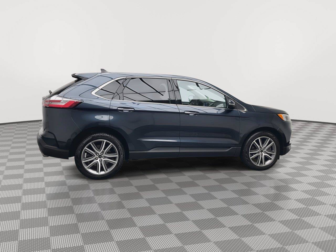 Certified 2024 Ford Edge Titanium w/ Equipment Group 301A AWD/4WD image 41