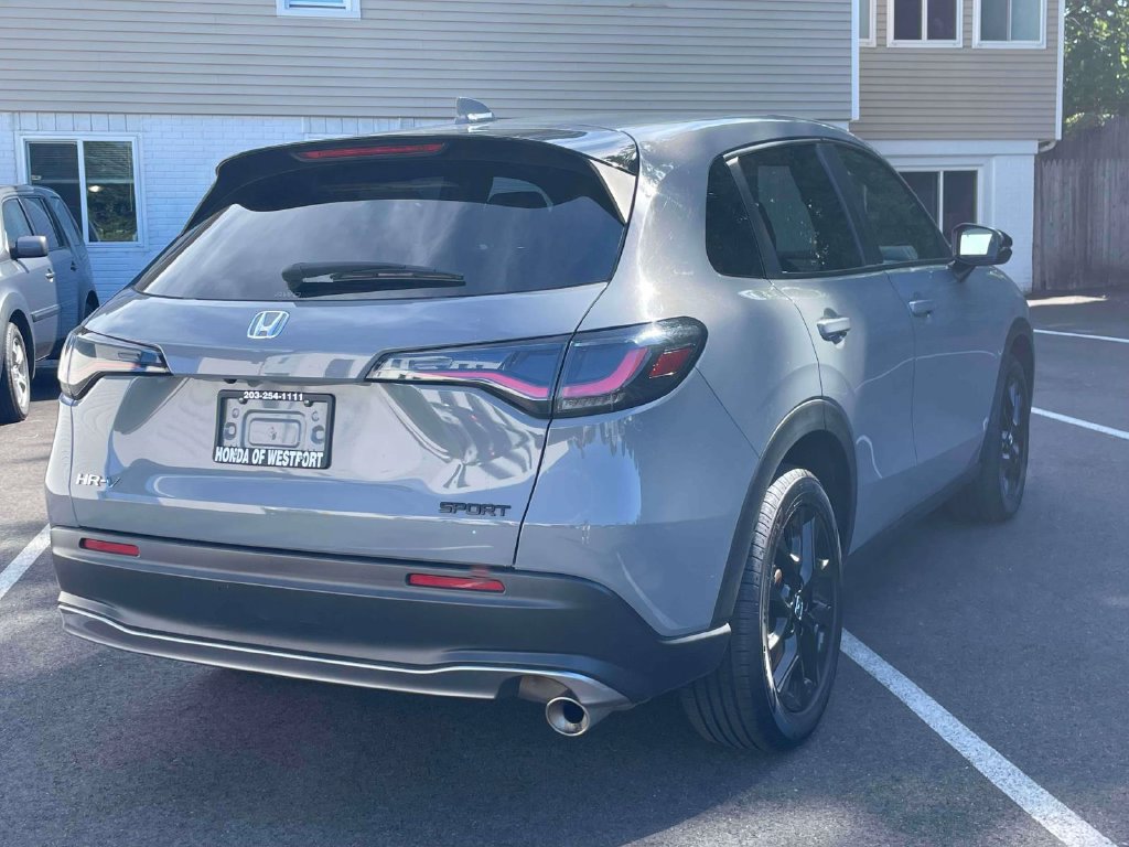 Certified 2025 Honda HR-V Sport image 5