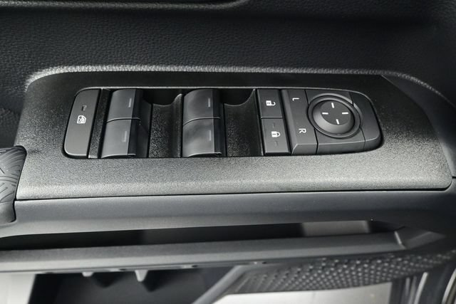 New 2026 Toyota 4Runner SR5 AWD/4WD image 10