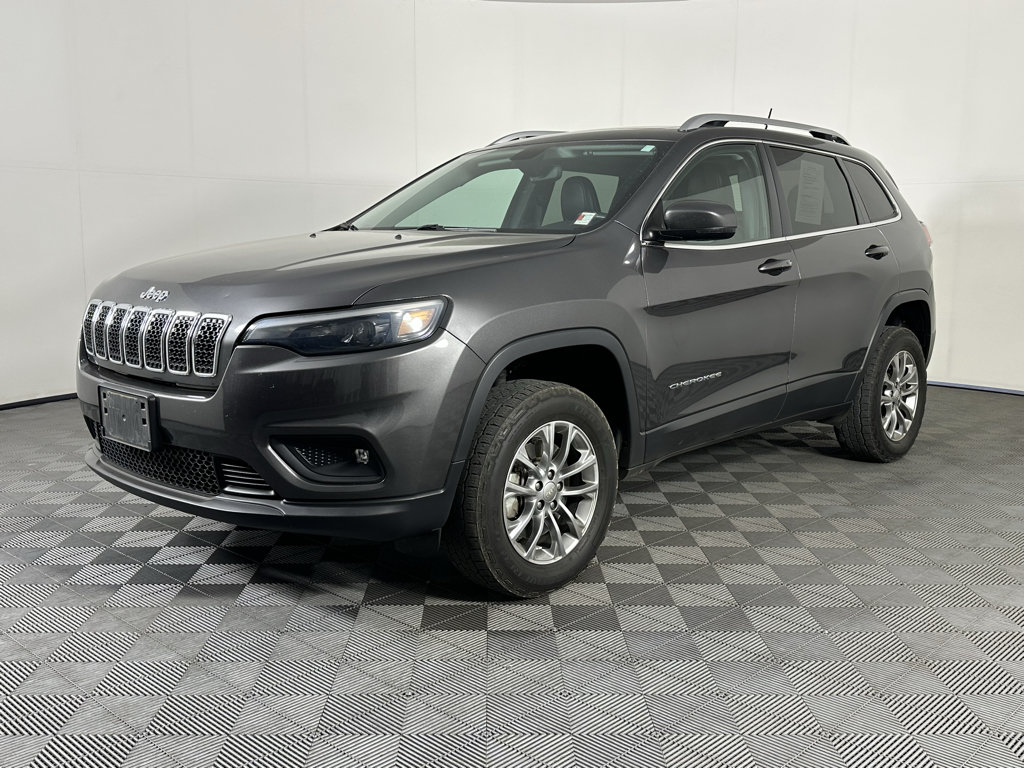 Used 2019 Jeep Cherokee Latitude Plus w/ Comfort/Convenience Group AWD/4WD image 2