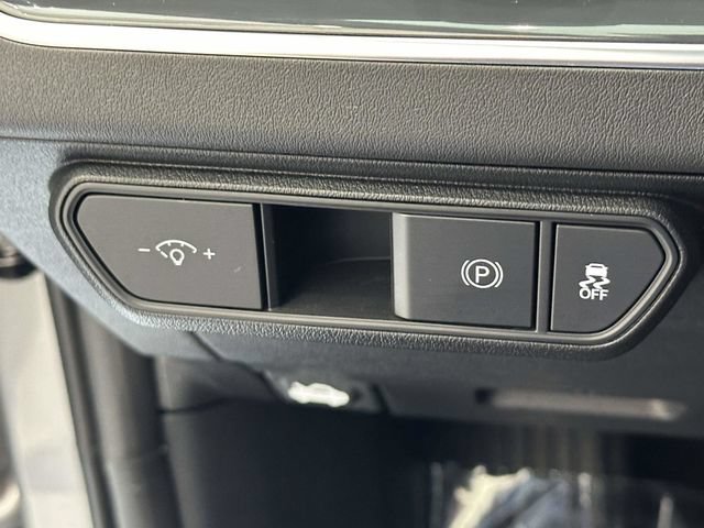 Used 2025 Kia K4 EX FWD image 15