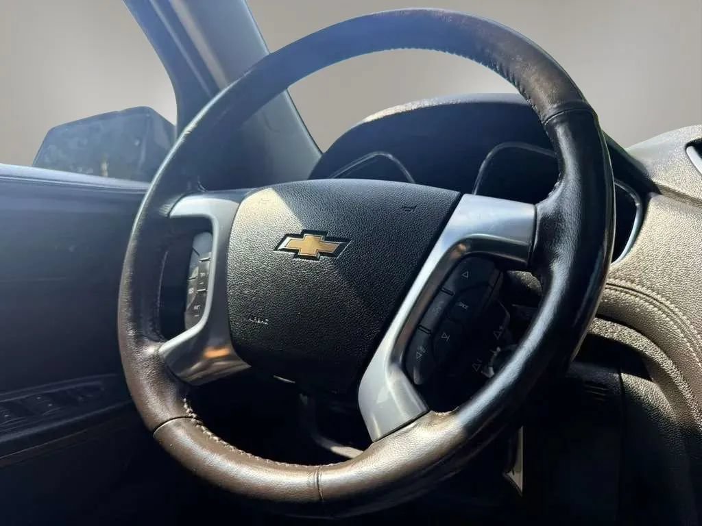 Used 2014 Chevrolet Traverse LTZ FWD image 20