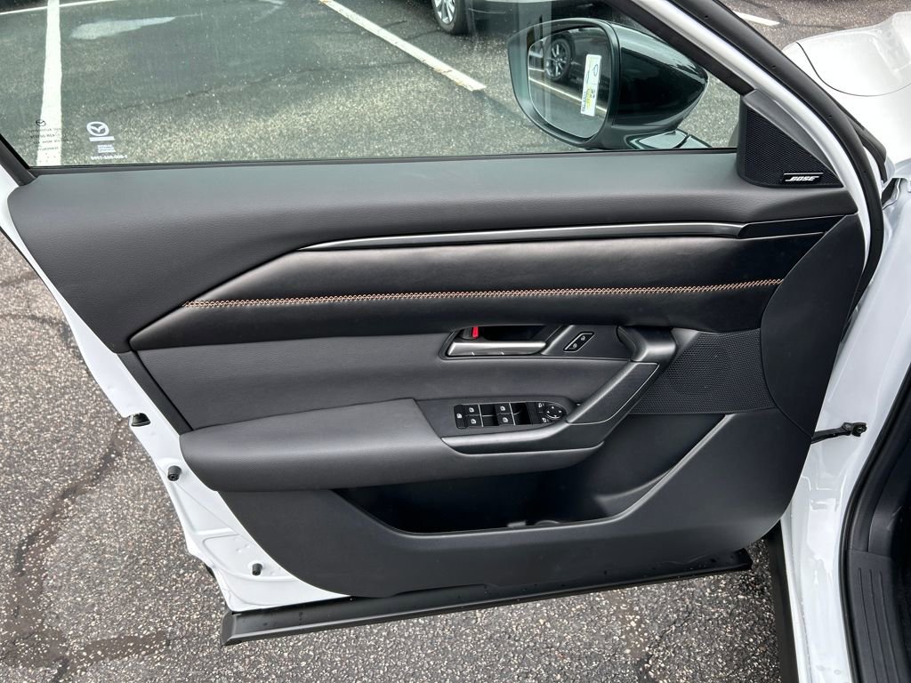 New 2025 MAZDA CX-50 AWD 2.5 Hybrid w/ Cargo Package image 12