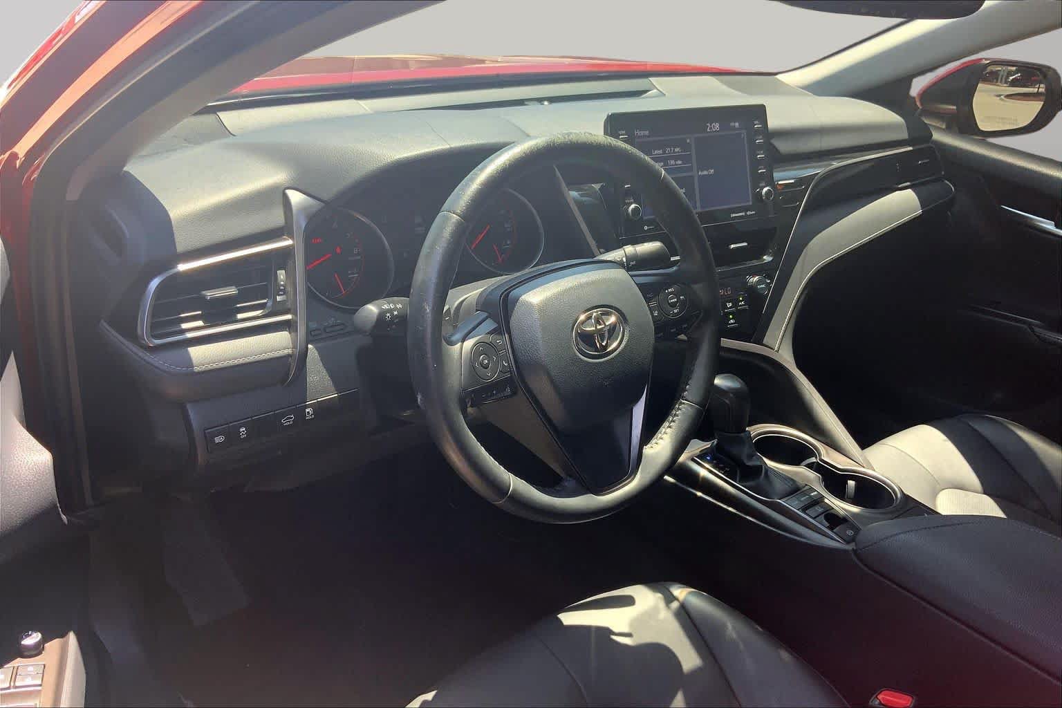 Used 2023 Toyota Camry XSE FWD image 18