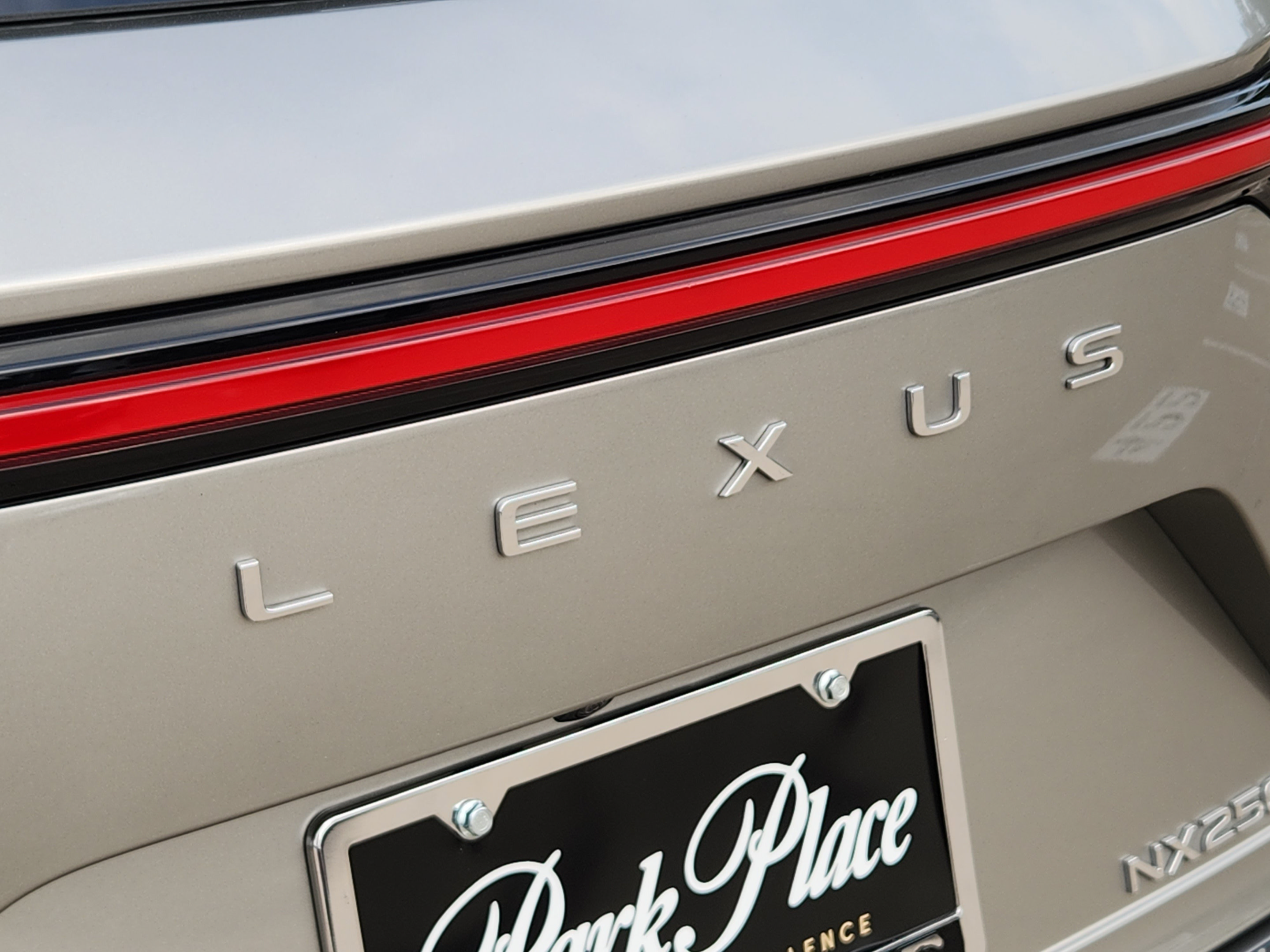 Used 2024 Lexus NX 250 FWD image 39