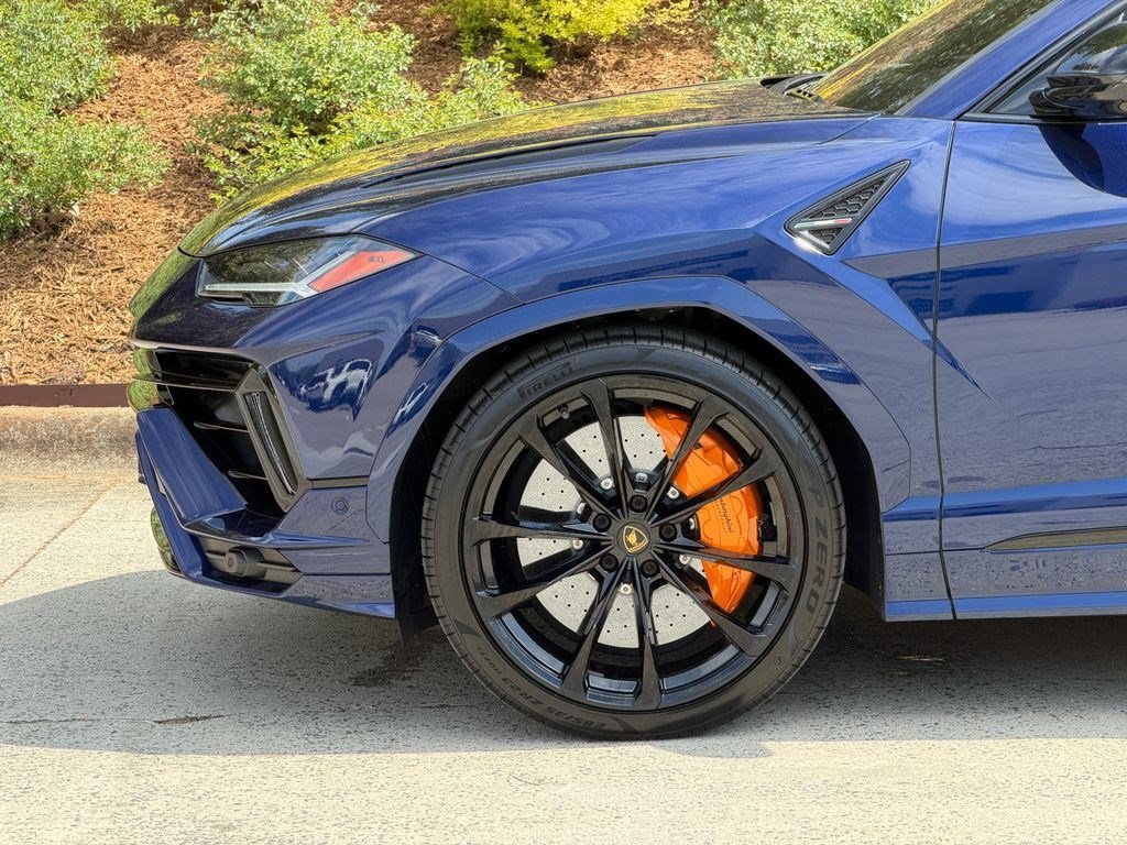 Used 2023 Lamborghini Urus S AWD/4WD image 12