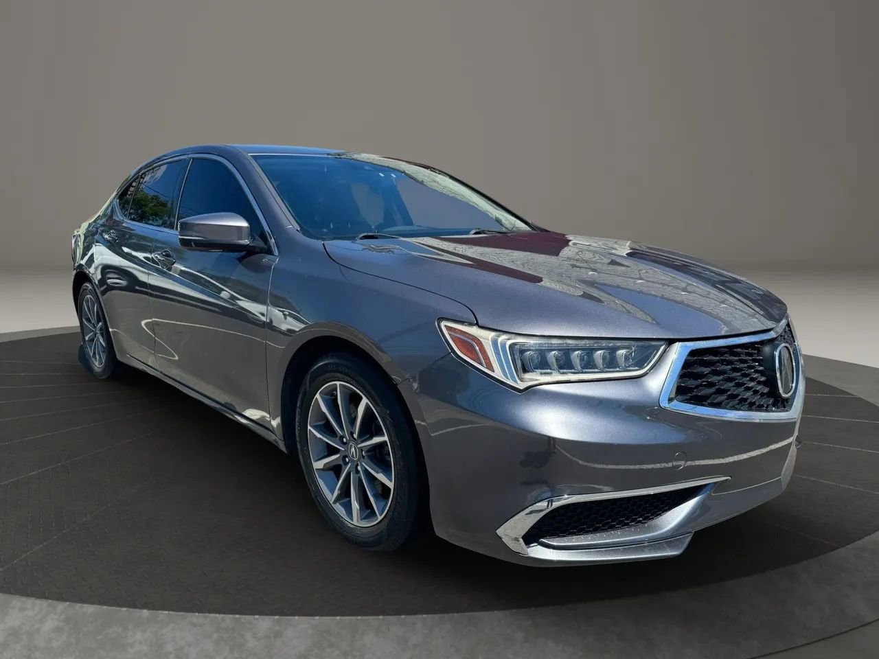 Used 2018 Acura TLX FWD image 7