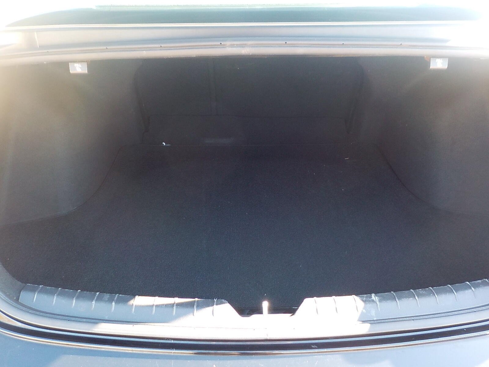 Used 2022 Kia K5 LXS image 10