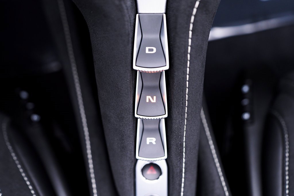 Used 2024 McLaren 750S Spider image 81