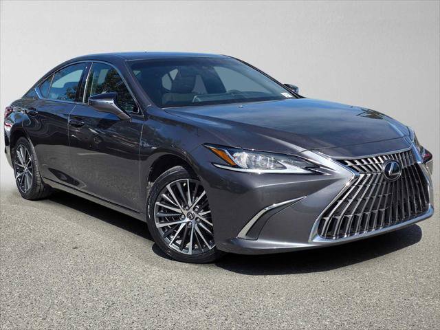 Used 2022 Lexus ES 250 w/ Premium Package AWD/4WD image 1