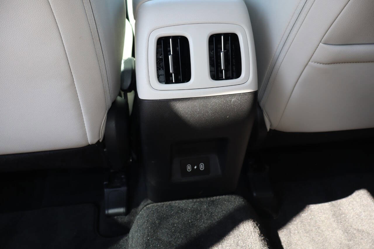 Used 2025 Hyundai Tucson SEL AWD/4WD image 14