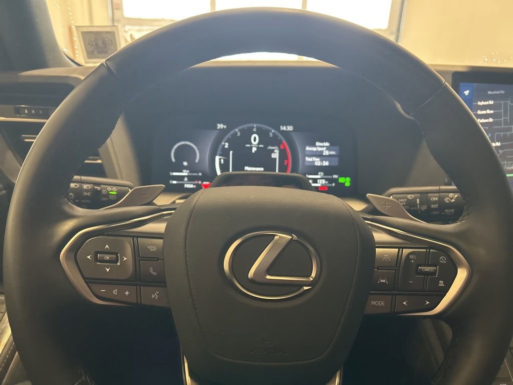 Used 2025 Lexus GX 550 image 12