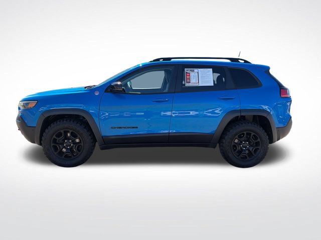 Used 2023 Jeep Cherokee Trailhawk w/ Trailer Tow Group AWD/4WD image 3