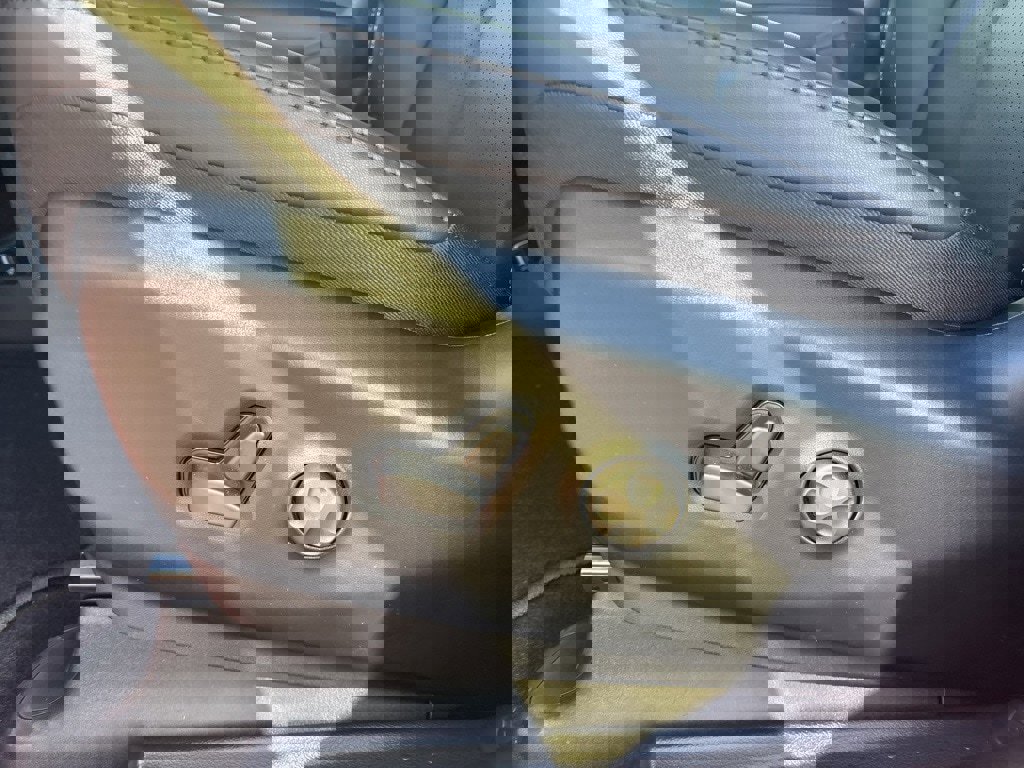 New 2026 Chrysler Pacifica Select image 25