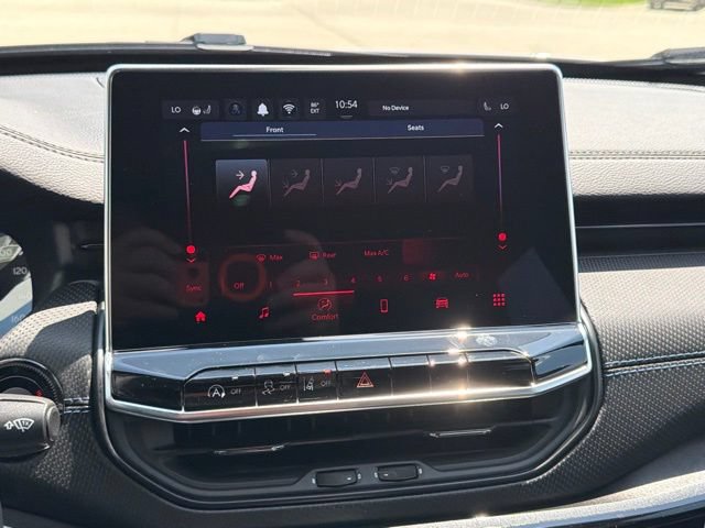 New 2026 Jeep Compass Latitude AWD/4WD image 16
