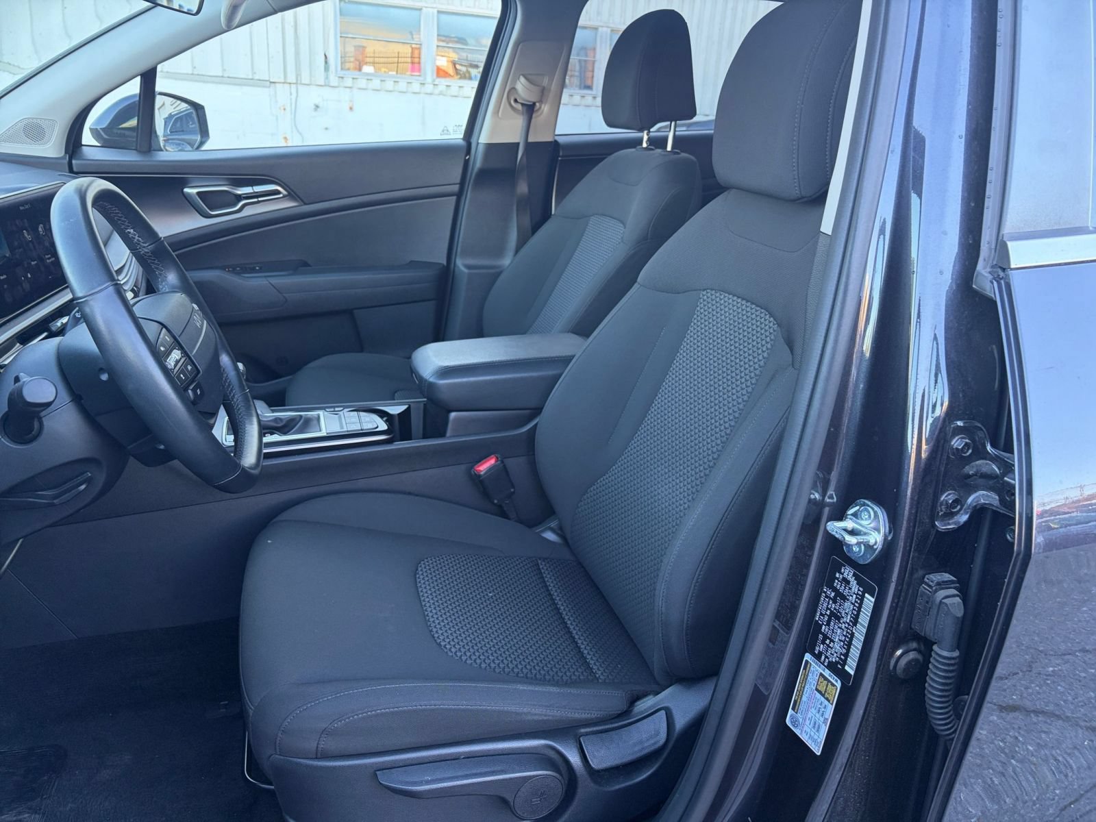 Used 2026 Kia Sportage LX FWD image 25