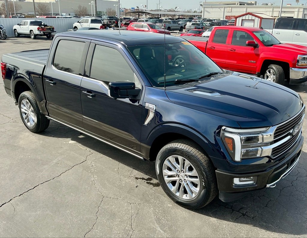 Used 2024 Ford F150 King Ranch w/ FX4 Off-Road Package image 4