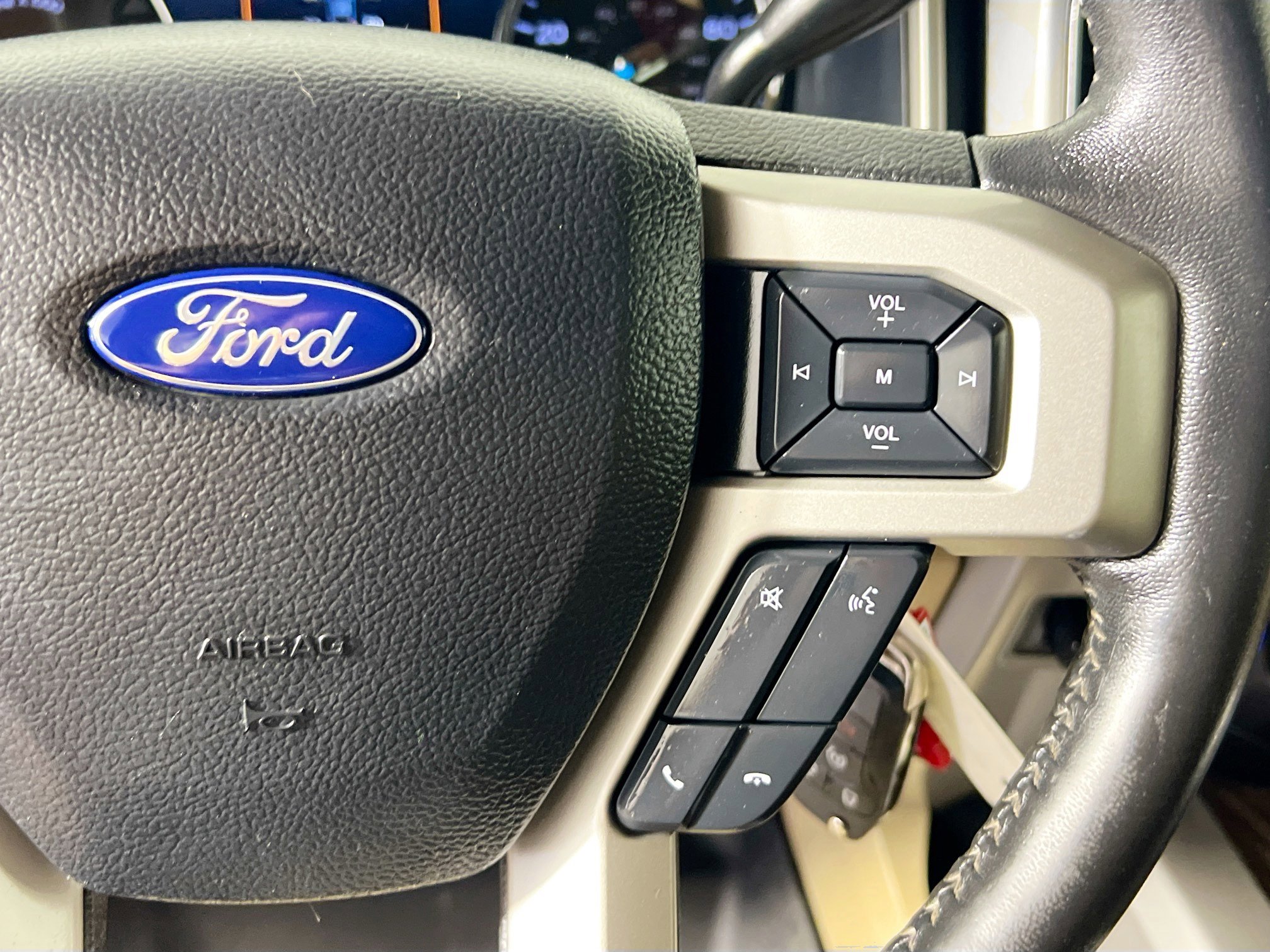 Used 2019 Ford F350 Lariat w/ Lariat Value Package image 18