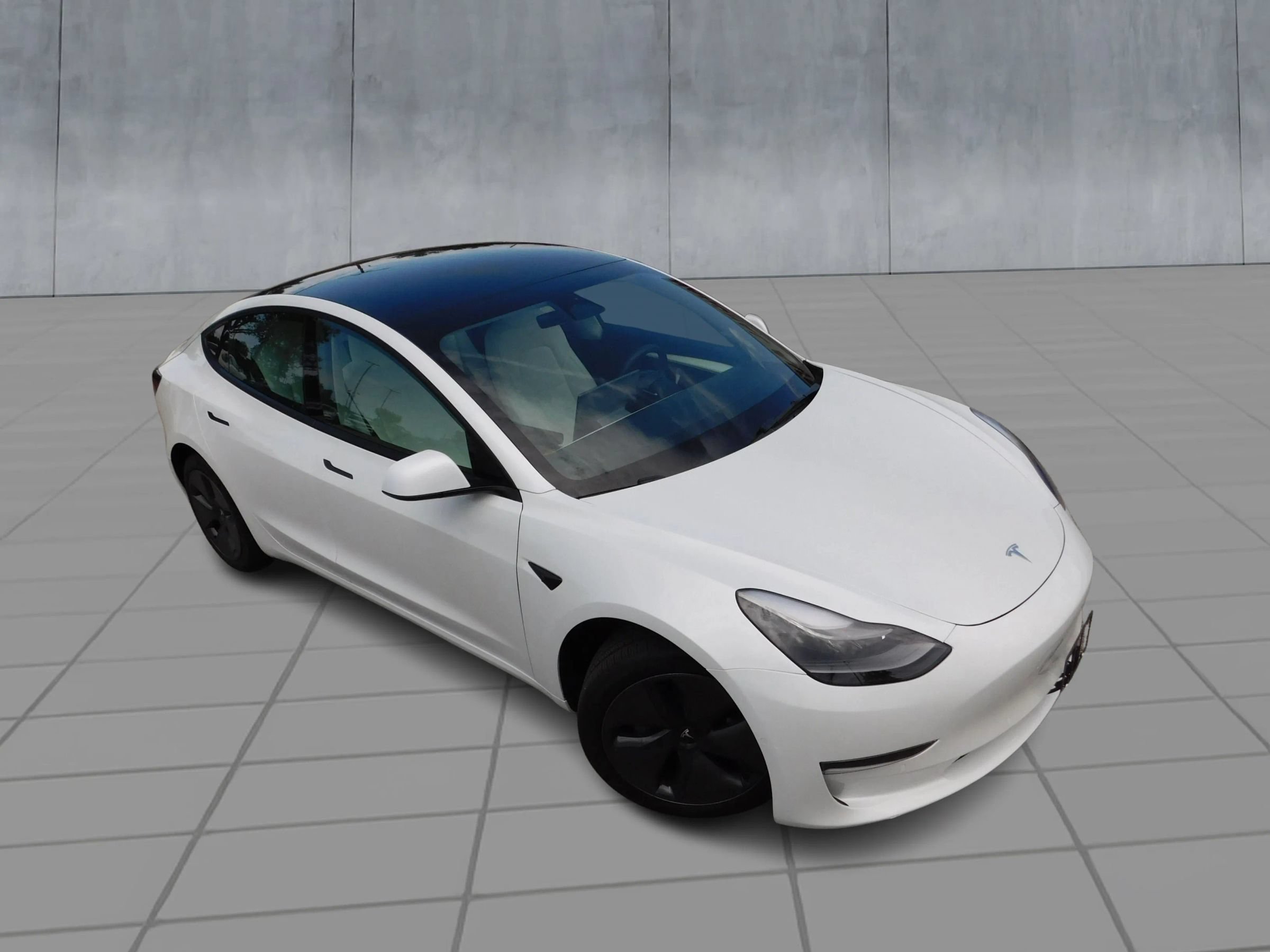 Used 2022 Tesla Model 3 Long Range AWD/4WD image 2
