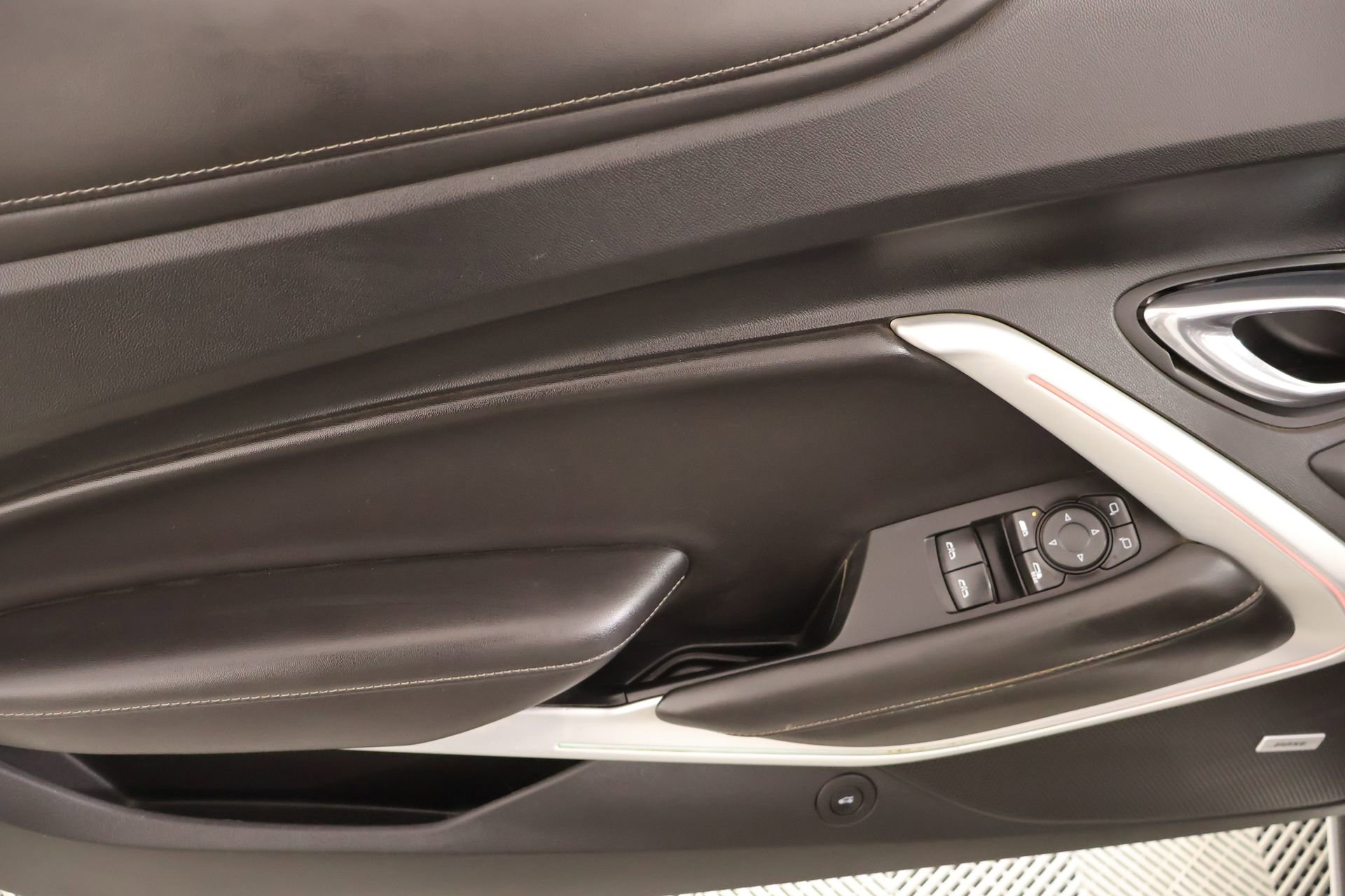 Used 2019 Chevrolet Camaro SS image 14