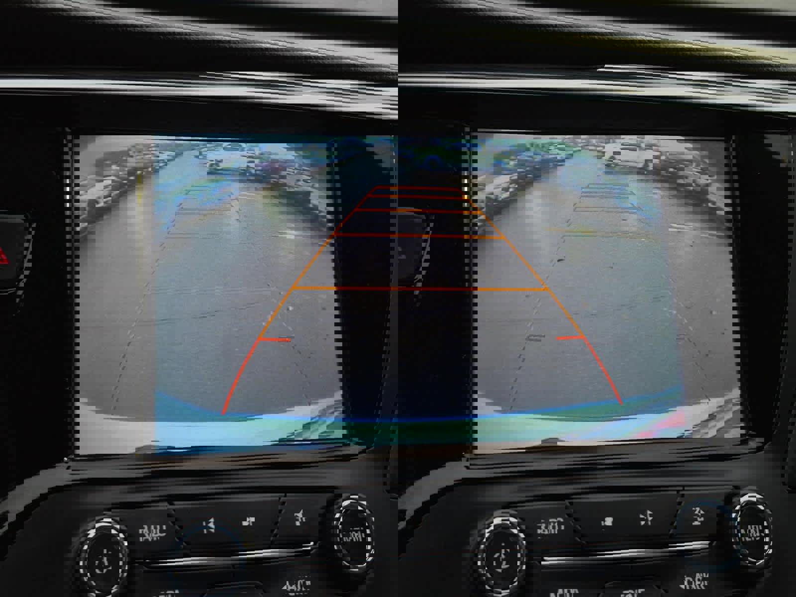 Used 2017 Buick Envision Essence image 27