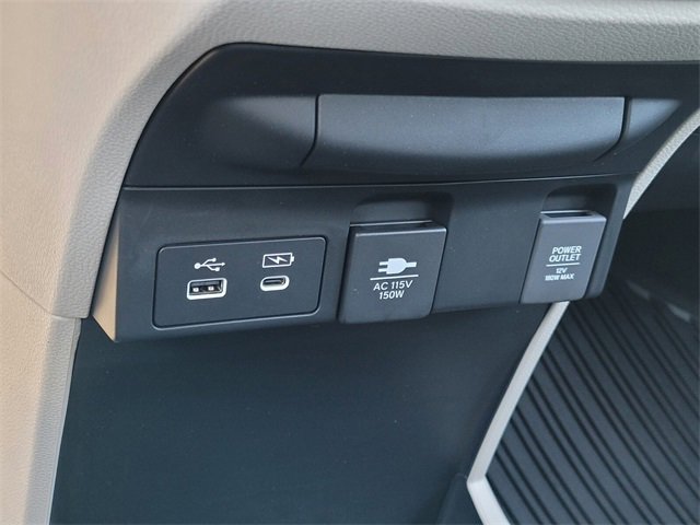 New 2026 Honda Odyssey Touring image 17