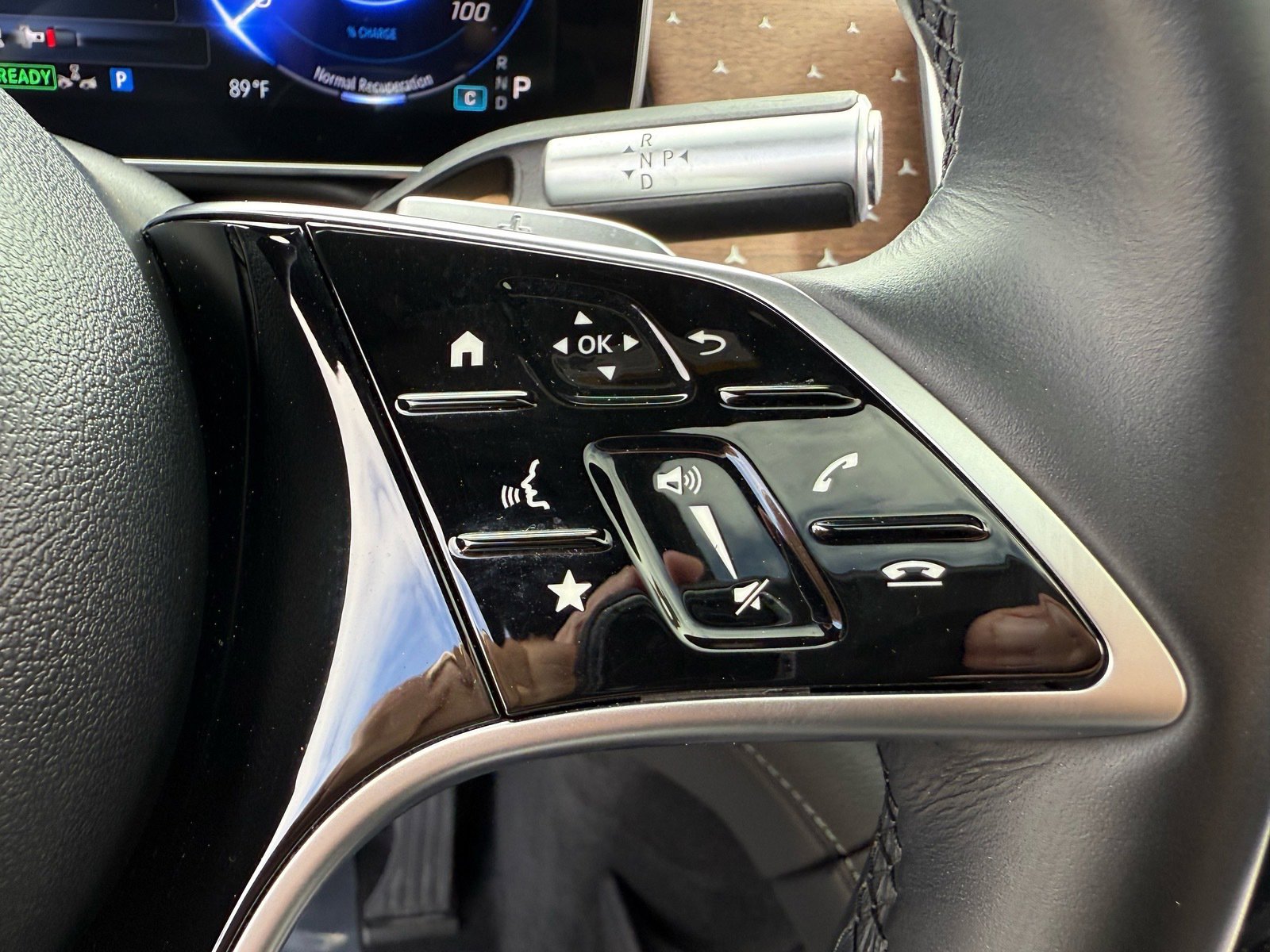 Used 2023 Mercedes-Benz EQS 450+ SUV image 39