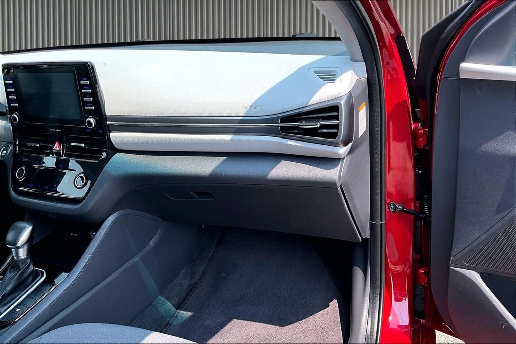 Used 2020 Hyundai Ioniq SEL FWD image 17