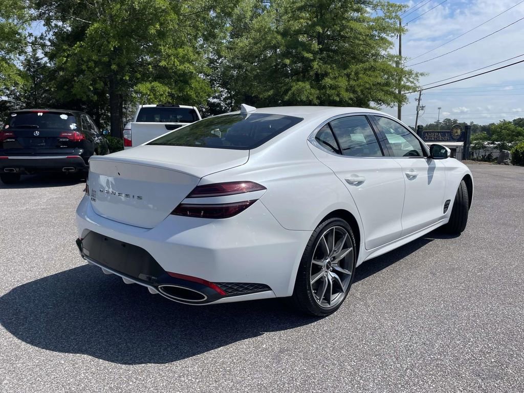 Used 2025 Genesis G70 2.5T RWD image 3