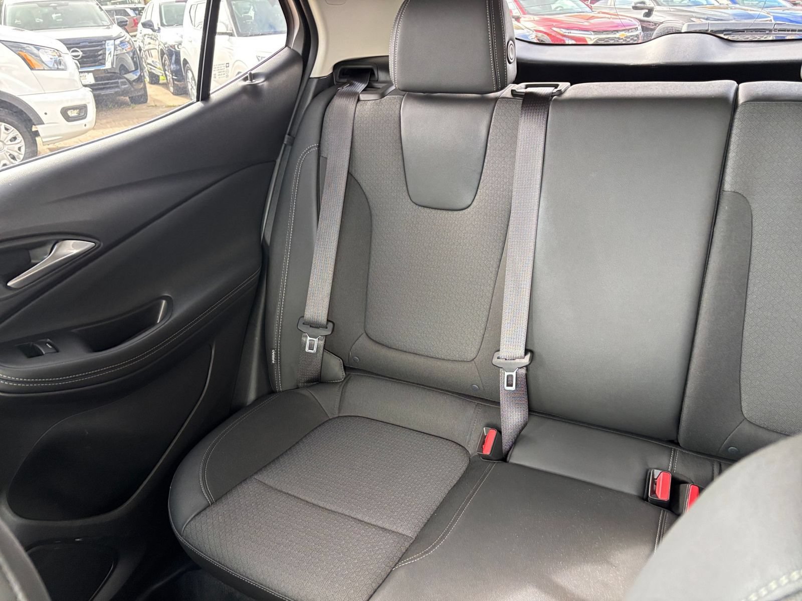 Used 2025 Buick Encore GX Preferred FWD image 38