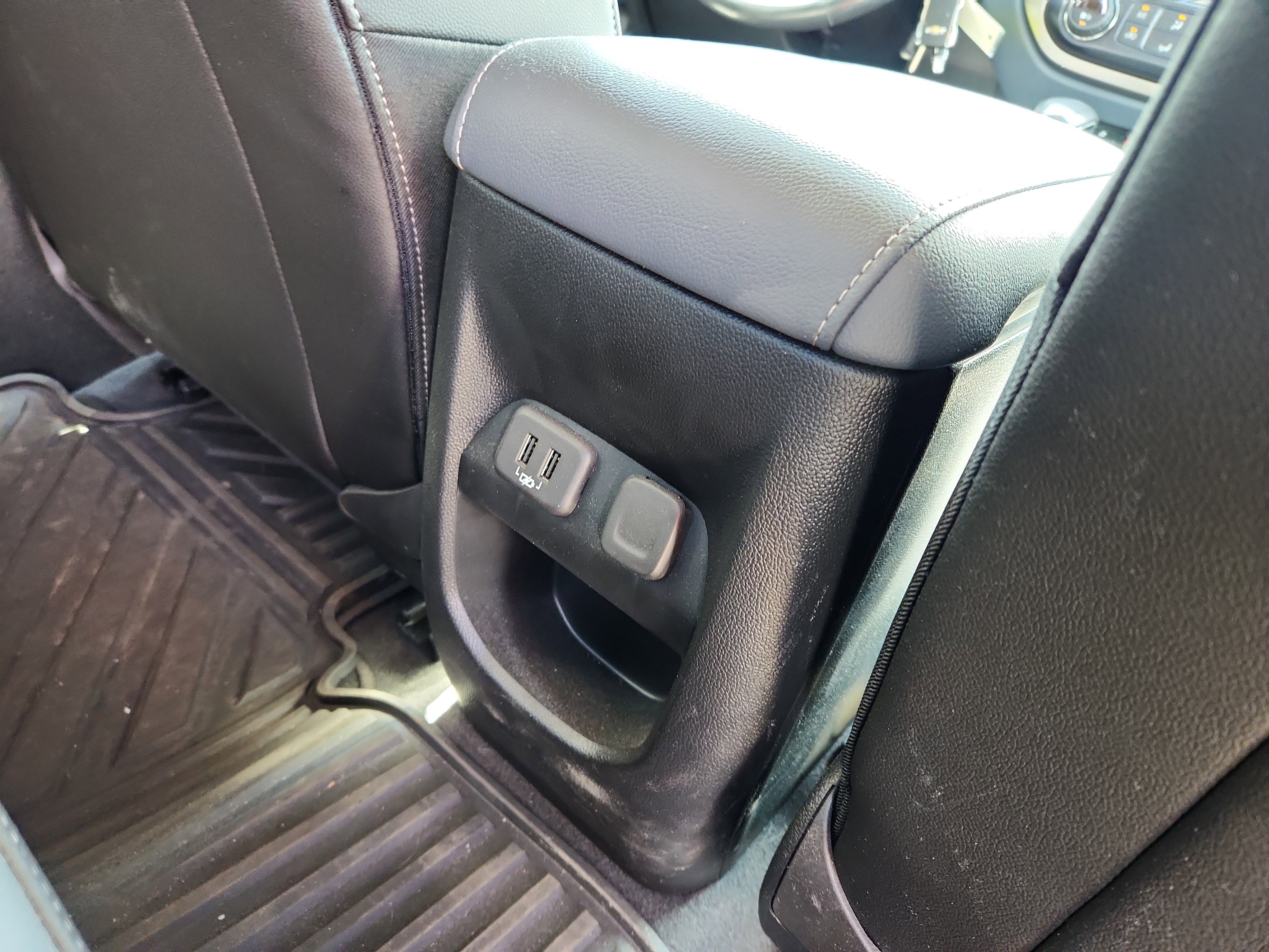 Used 2022 Chevrolet Colorado Z71 image 40