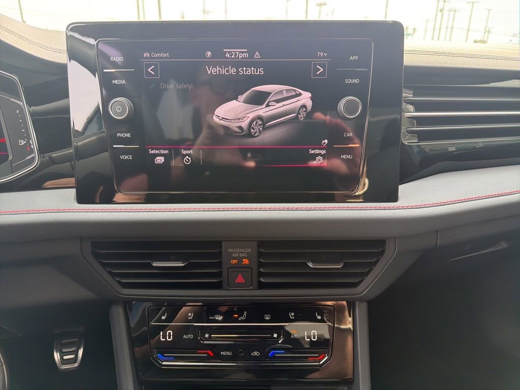 Used 2025 Volkswagen Jetta GLI Autobahn image 11