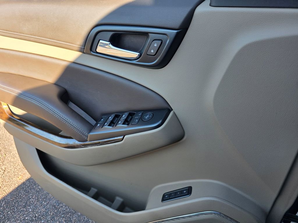 Used 2020 Chevrolet Tahoe LT image 13