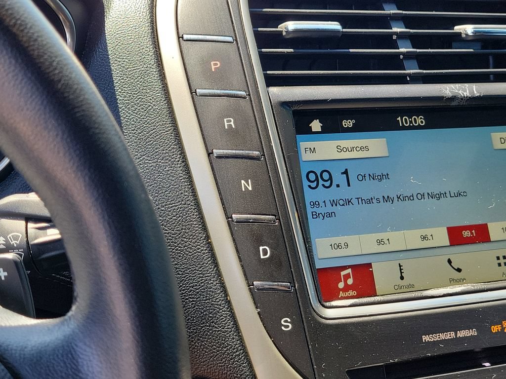 Used 2018 Lincoln MKX Premiere FWD image 29