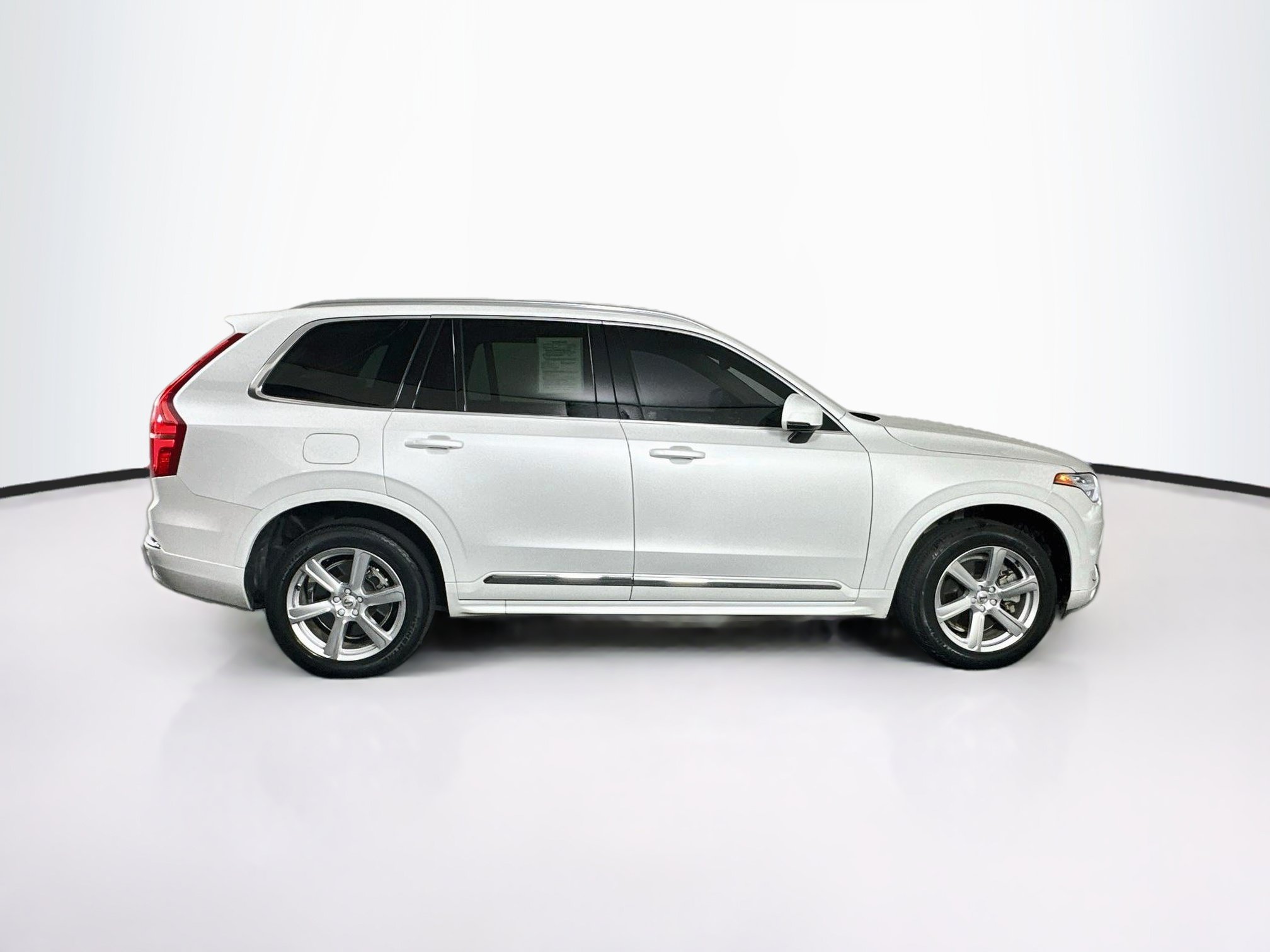 Used 2024 Volvo XC90 B5 Core AWD/4WD image 10